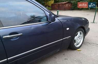 Седан Mercedes-Benz E-Class 1997 в Києві