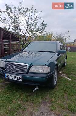 Седан Mercedes-Benz E-Class 1996 в Луцке