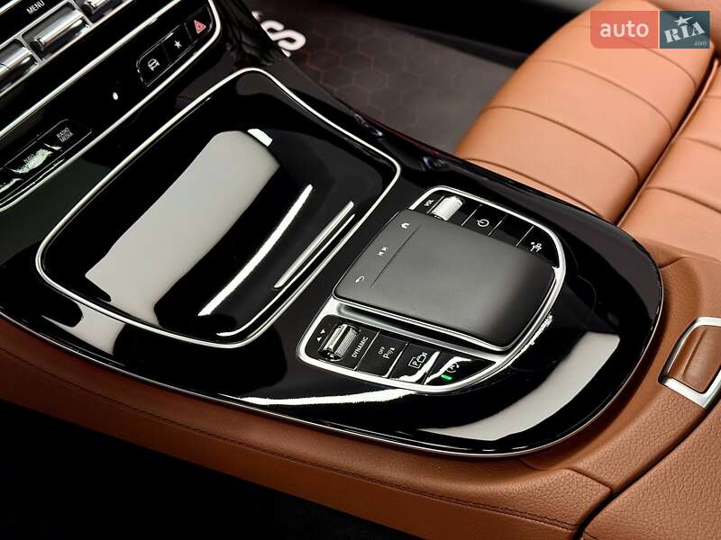 Купе Mercedes-Benz E-Class 2021 в Киеве фото 30 Купе Mercedes-Benz E-Class 2021 в Киеве