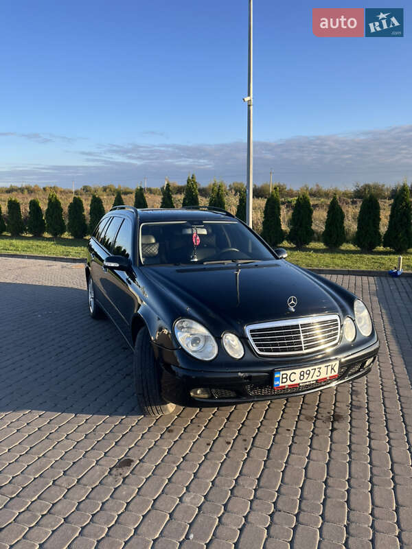 Універсал Mercedes-Benz E-Class 2004 в Львові фото 2 Універсал Mercedes-Benz E-Class 2004 в Львові