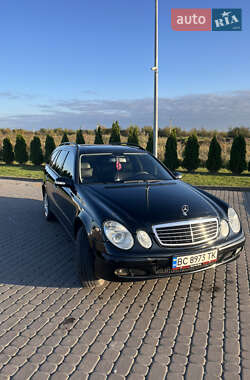 Універсал Mercedes-Benz E-Class 2004 в 