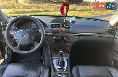 Універсал Mercedes-Benz E-Class 2004 в 