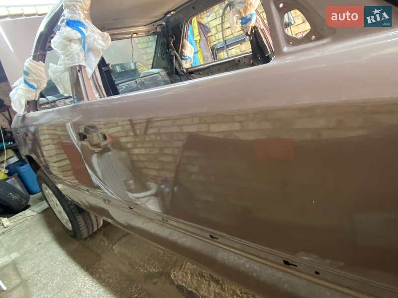 Седан Mercedes-Benz E-Class 1993 в Коцюбинском фото 5 Седан Mercedes-Benz E-Class 1993 в Коцюбинском