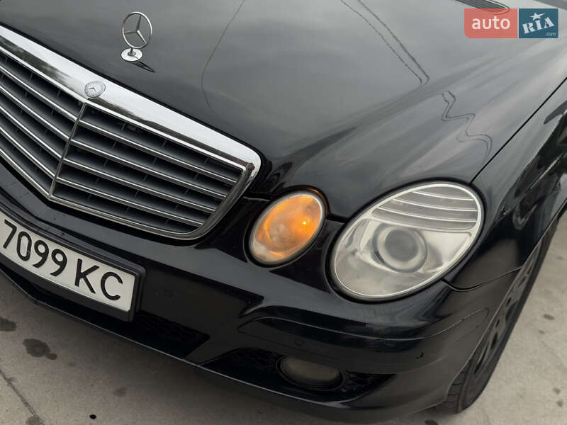 Седан Mercedes-Benz E-Class 2008 в Бердичеві
