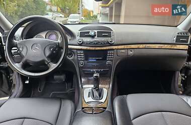 Седан Mercedes-Benz E-Class 2004 в 