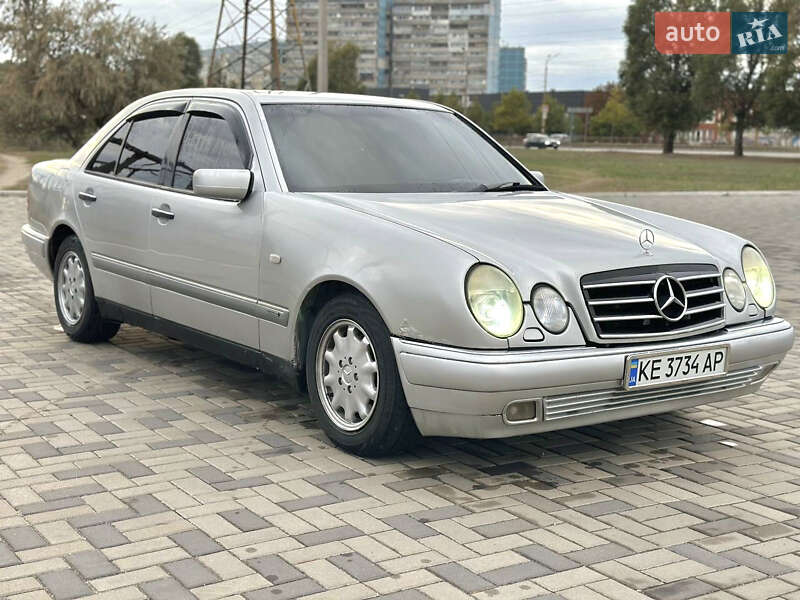 Седан Mercedes-Benz E-Class 1998 в Днепре фото 3 Седан Mercedes-Benz E-Class 1998 в Днепре