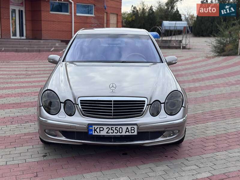 Седан Mercedes-Benz E-Class 2005 в Запоріжжі фото 2 Седан Mercedes-Benz E-Class 2005 в Запоріжжі