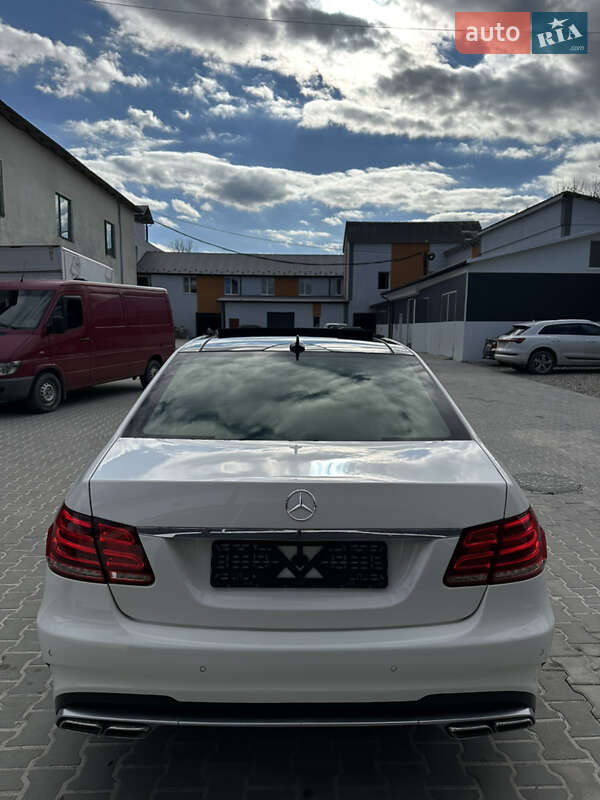 Седан Mercedes-Benz E-Class 2013 в Коломые