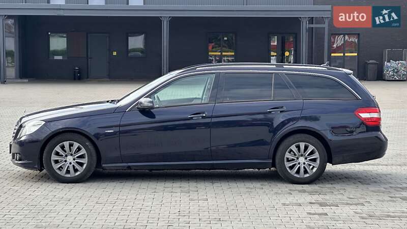 Универсал Mercedes-Benz E-Class 2010 в Нововолынске