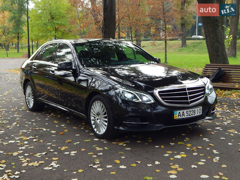 Седан Mercedes-Benz E-Class 2013 в Києві