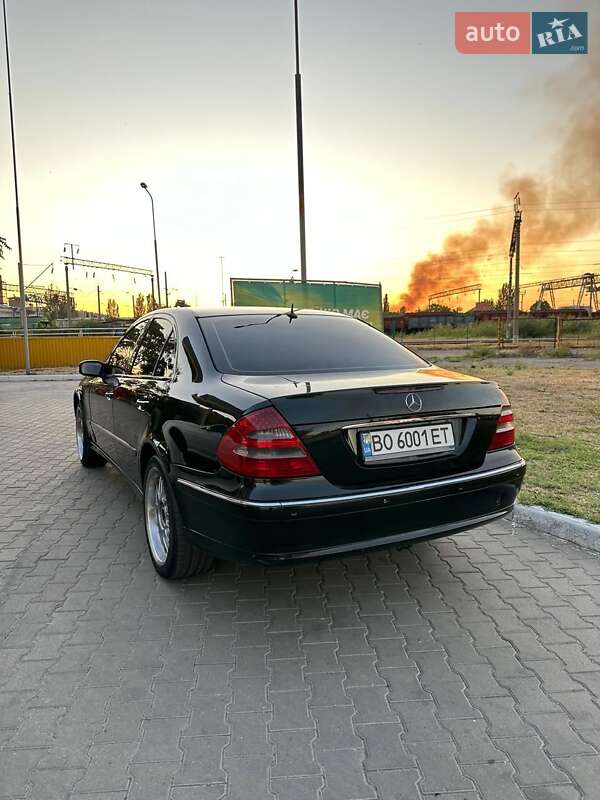 Седан Mercedes-Benz E-Class 2002 в Кривому Розі фото 3 Седан Mercedes-Benz E-Class 2002 в Кривому Розі