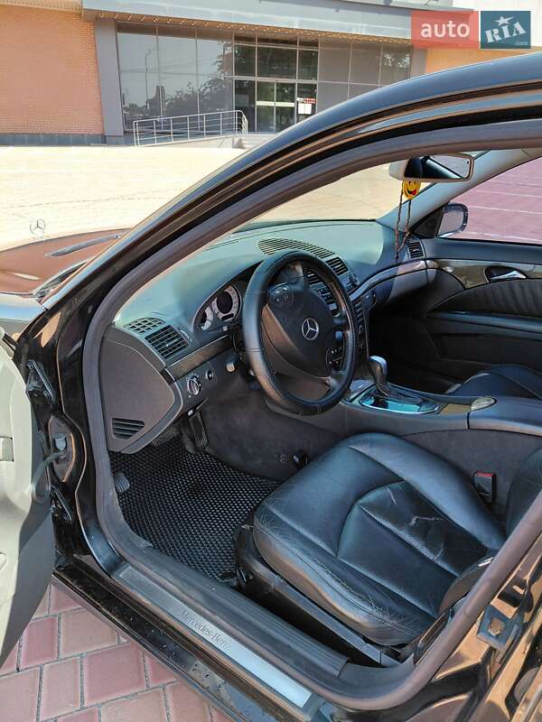 Седан Mercedes-Benz E-Class 2002 в Кривому Розі фото 11 Седан Mercedes-Benz E-Class 2002 в Кривому Розі