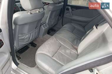 Седан Mercedes-Benz E-Class 1995 в 