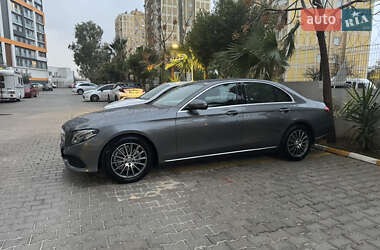 Седан Mercedes-Benz E-Class 2016 в 