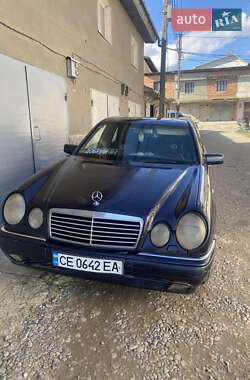Седан Mercedes-Benz E-Class 1998 в Черновцах