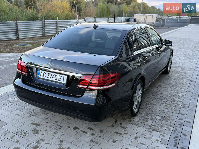 Седан Mercedes-Benz E-Class 2015 в Луцьку
