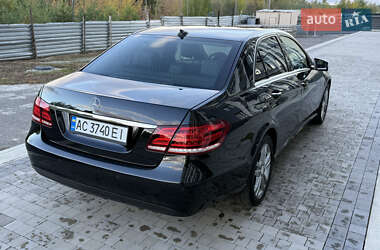 Седан Mercedes-Benz E-Class 2015 в 