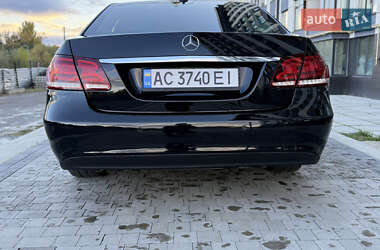 Седан Mercedes-Benz E-Class 2015 в 