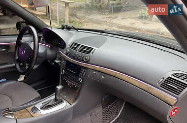 Седан Mercedes-Benz E-Class 2005 в 