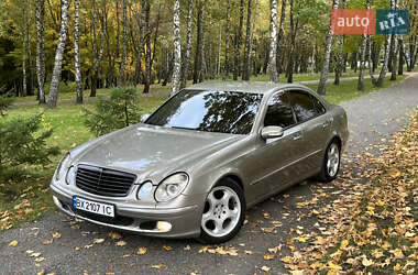Седан Mercedes-Benz E-Class 2004 в 