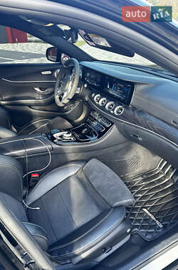 Седан Mercedes-Benz E-Class 2016 в  фото 13 Седан Mercedes-Benz E-Class 2016 в