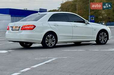 Седан Mercedes-Benz E-Class 2011 в 