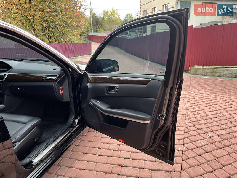 Седан Mercedes-Benz E-Class 2012 в Тячеве фото 79 Седан Mercedes-Benz E-Class 2012 в Тячеве