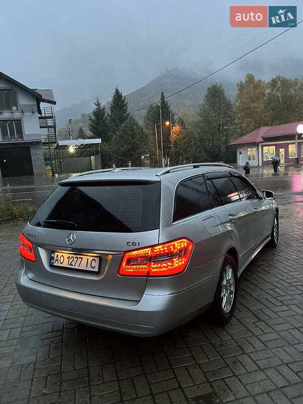 Універсал Mercedes-Benz E-Class 2010 в Рахові фото 32 Універсал Mercedes-Benz E-Class 2010 в Рахові