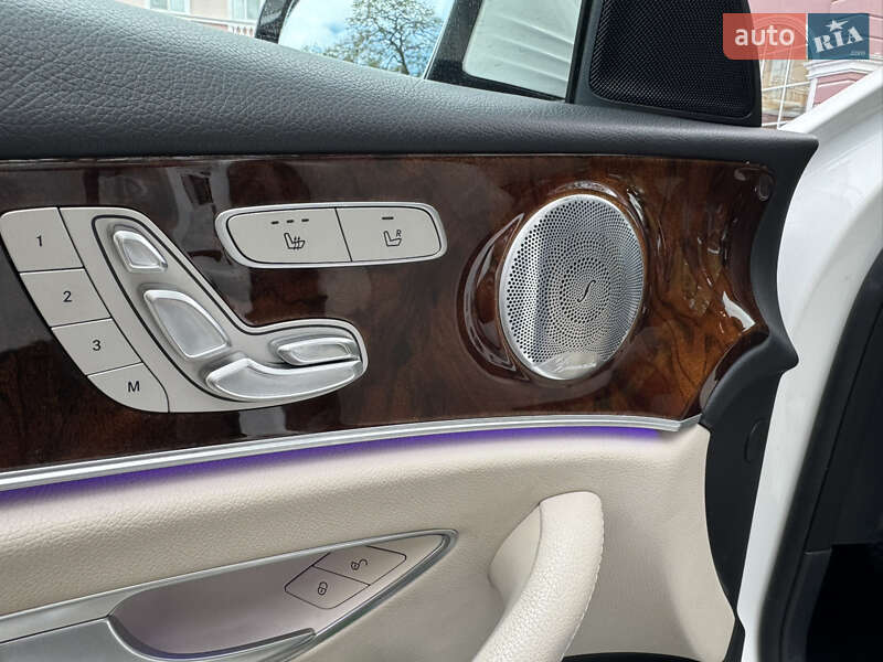 Седан Mercedes-Benz E-Class 2019 в Одессе фото 17 Седан Mercedes-Benz E-Class 2019 в Одессе
