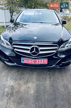 Седан Mercedes-Benz E-Class 2016 в 