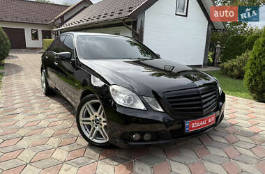 Седан Mercedes-Benz E-Class 2009 в 
