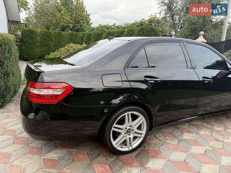 Седан Mercedes-Benz E-Class 2009 в Коломиї
