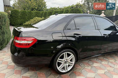 Седан Mercedes-Benz E-Class 2009 в 