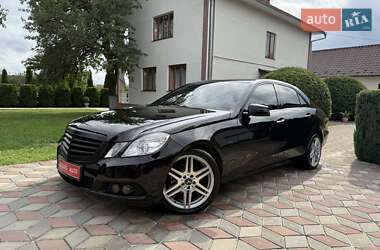 Седан Mercedes-Benz E-Class 2009 в 