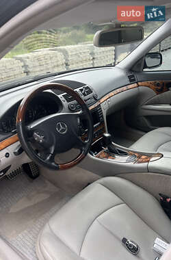 Седан Mercedes-Benz E-Class 2003 в  фото 27 Седан Mercedes-Benz E-Class 2003 в
