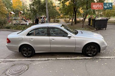 Седан Mercedes-Benz E-Class 2004 в 