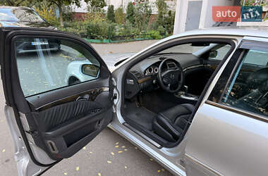 Седан Mercedes-Benz E-Class 2004 в 