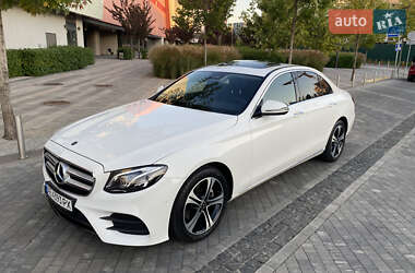 Седан Mercedes-Benz E-Class 2019 в 