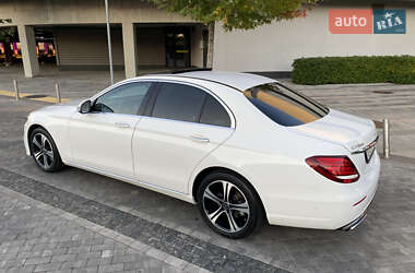 Седан Mercedes-Benz E-Class 2019 в 
