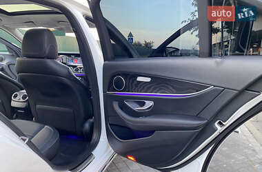 Седан Mercedes-Benz E-Class 2019 в 