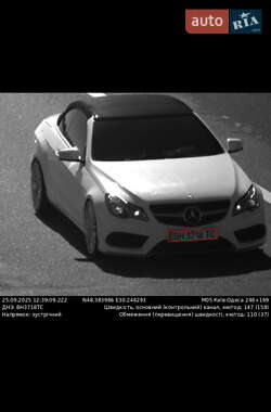 Кабриолет Mercedes-Benz E-Class 2013 в 