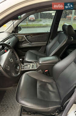 Седан Mercedes-Benz E-Class 2001 в 