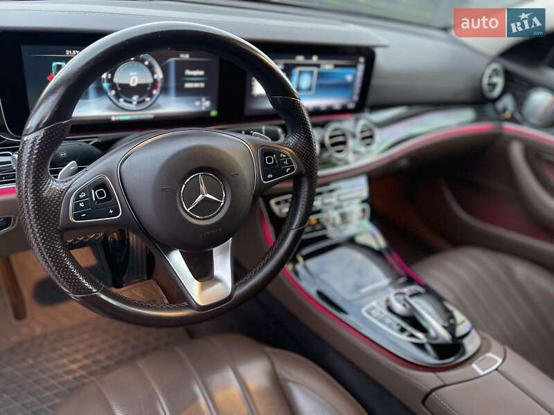 Седан Mercedes-Benz E-Class 2016 в Мукачево фото 36 Седан Mercedes-Benz E-Class 2016 в Мукачево