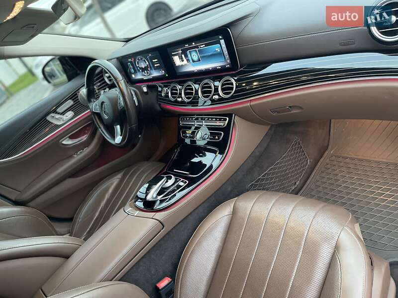 Седан Mercedes-Benz E-Class 2016 в Мукачево фото 30 Седан Mercedes-Benz E-Class 2016 в Мукачево
