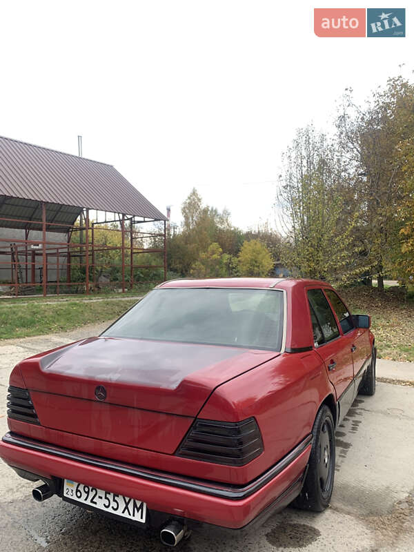 Седан Mercedes-Benz E-Class 1994 в Хмельницькому