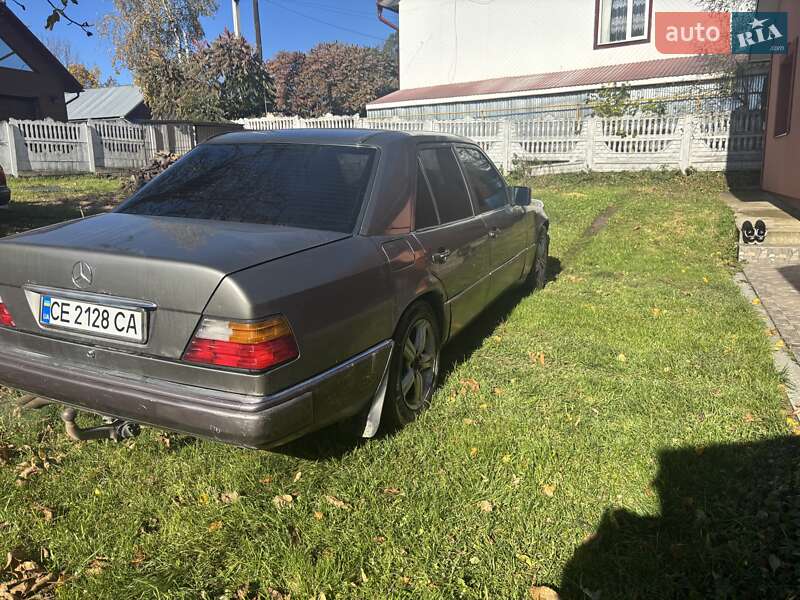 Mercedes-Benz E-Class 1994