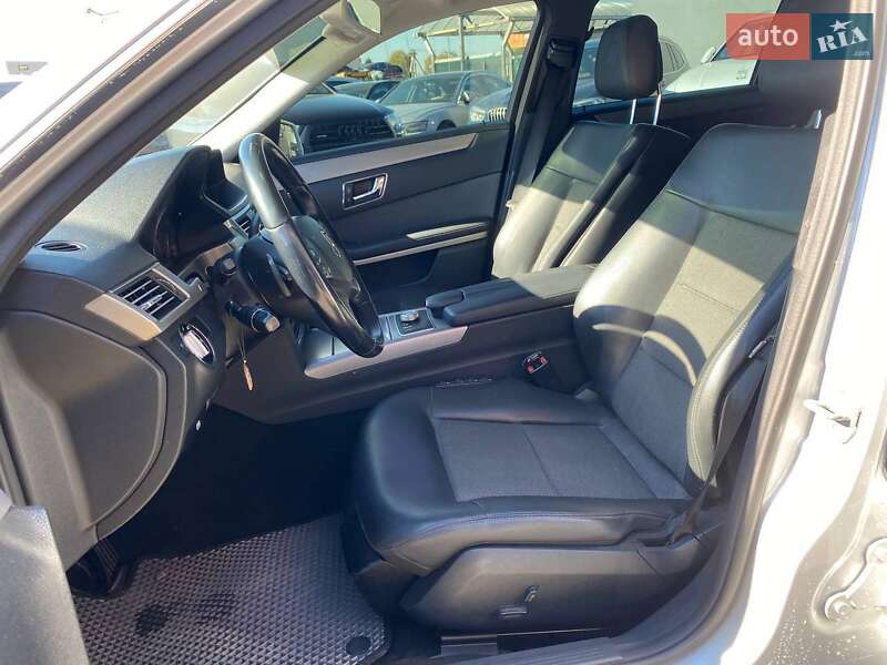 Универсал Mercedes-Benz E-Class 2010 в Львове
