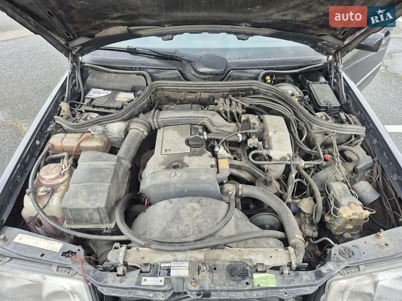 Седан Mercedes-Benz E-Class 1993 в Києві фото 29 Седан Mercedes-Benz E-Class 1993 в Києві