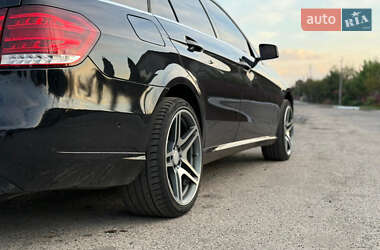 Універсал Mercedes-Benz E-Class 2015 в 