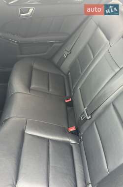 Седан Mercedes-Benz E-Class 2012 в 